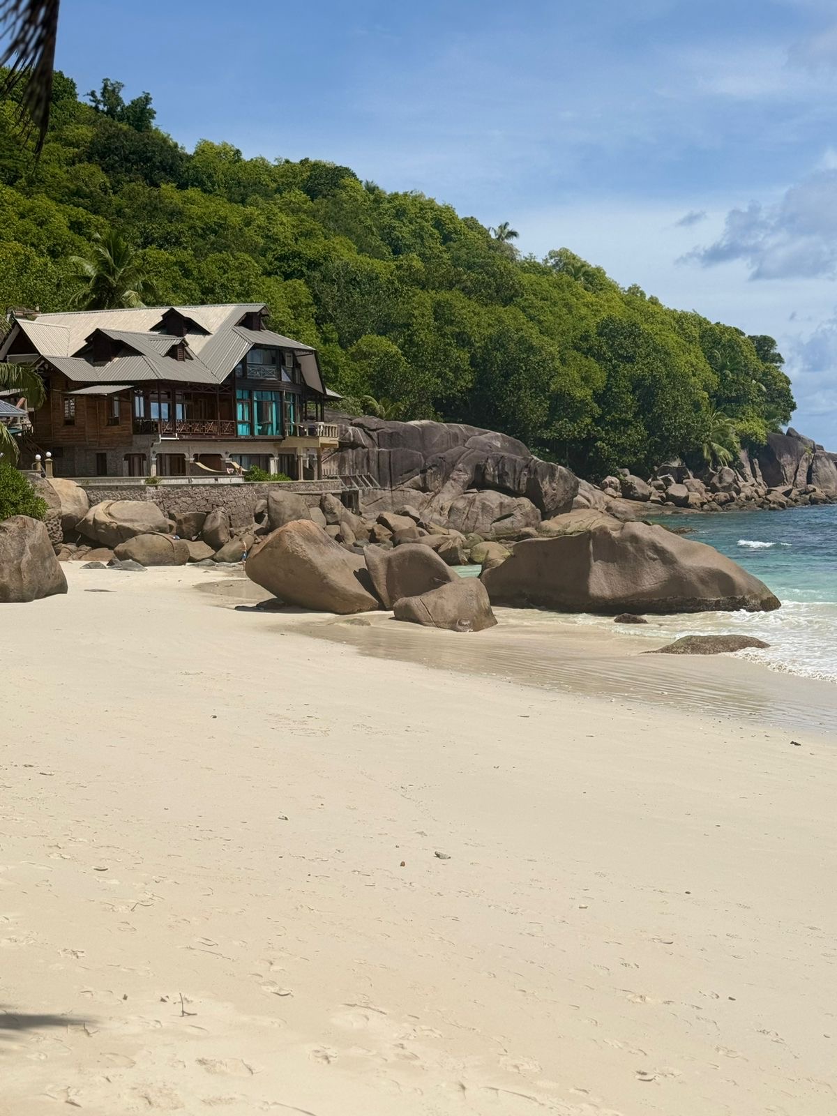 Amedee Island Tour